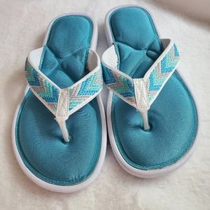 NWOT Flip flops
